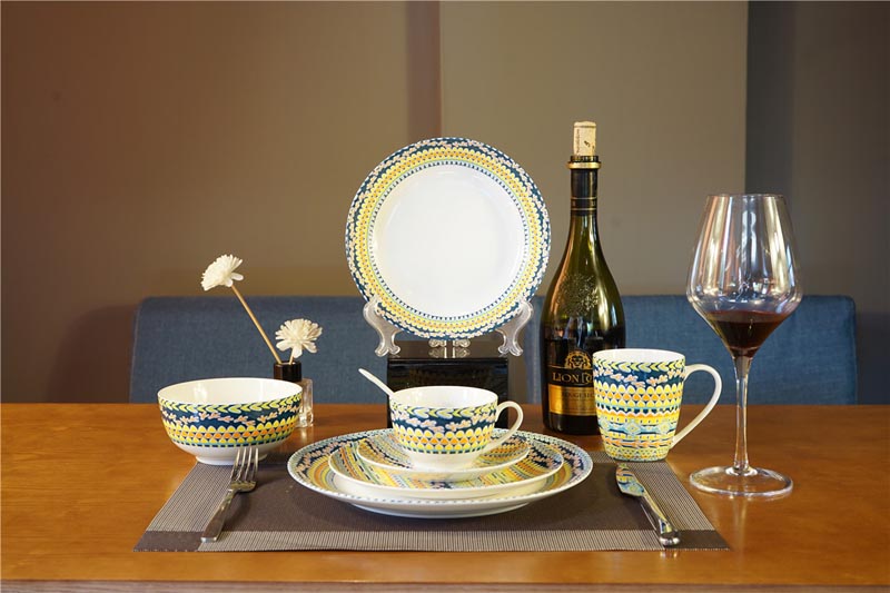 New bone china in-glaze dinner set