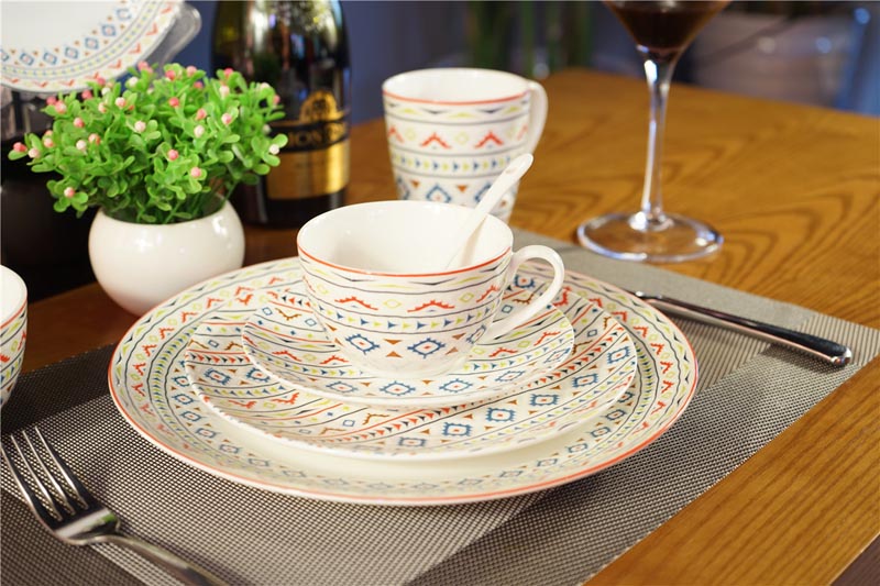 New bone china in-glaze dinner set