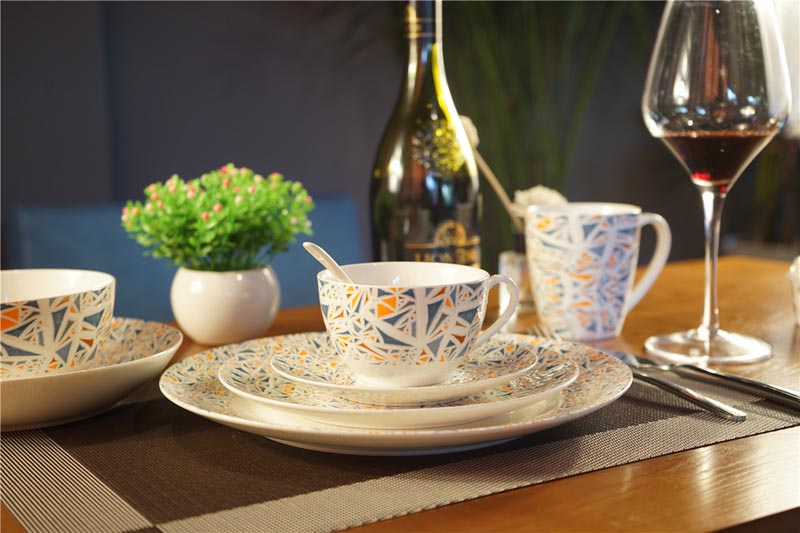 New bone china in-glaze dinner set