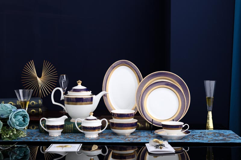 RAH-EG001 New Bone China Dinnerset for Daily use/Porcelain Tableware with Luxly Embossed Gold Decal