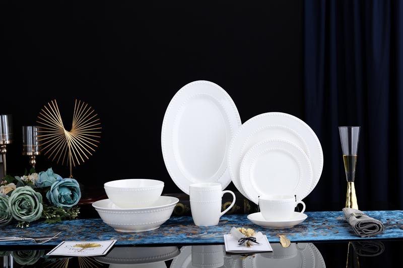 RAH-BD005 New Bone China Plain White Dinnerware Set with Relievo Beaded