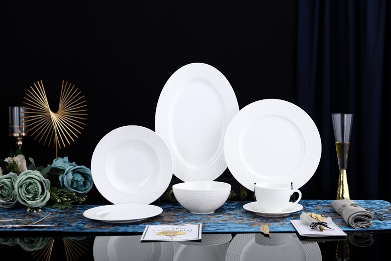 RAH-BD007 New Bone China Plain White Dinnerware Set with Diament Relievo