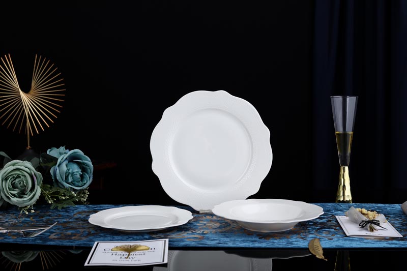 RAH-I0005 New Bone China In-glaze Plain White Lotus Shape Dinnerware Set with Calyx Relievo Decoration