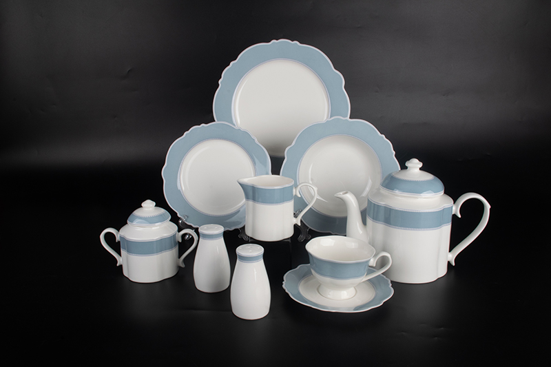 RAH23008 New Bone China In-glaze Dinnerware Set with Blue Decal