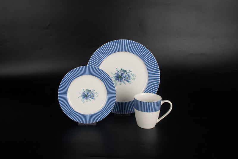 RAH23030024 New Bone China In-glaze Dinnerware Set with Sapphire blue Decal 