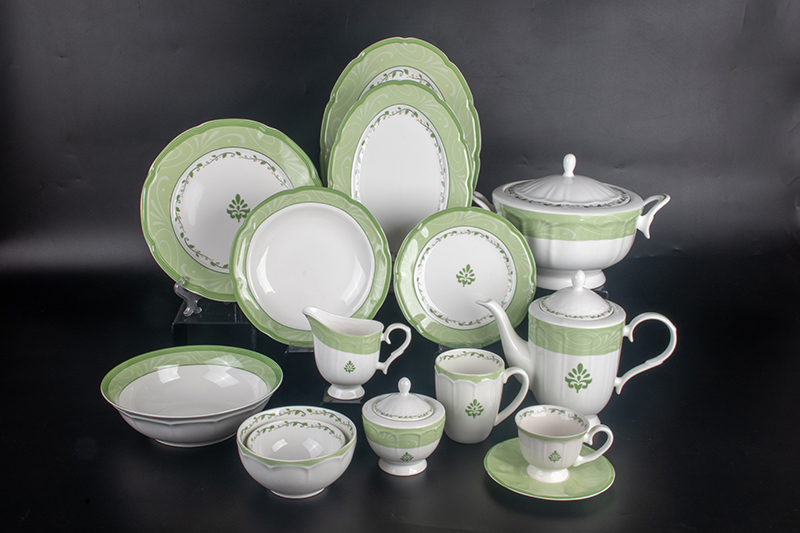 RAH2302002 Beautiful On Glaze Decal Porcelain Dinnerware Set 