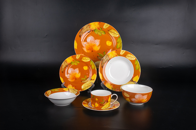 RAH2303004 Beautiful On Glaze Decal Porcelain Dinnerware Set